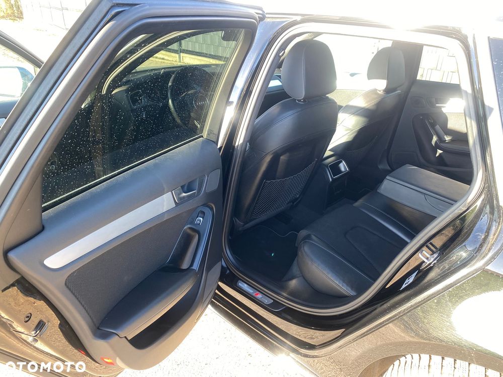 Audi A4 Avant 2.0 TDI DPF clean diesel quattro S tronic S line Sportpaket - 12