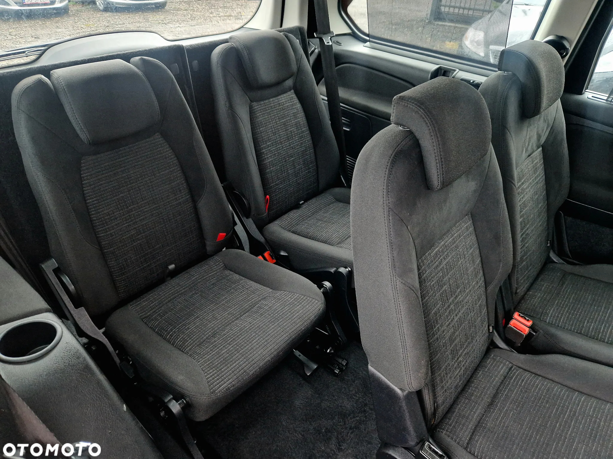 Ford Galaxy 2.0 TDCi Ghia - 26