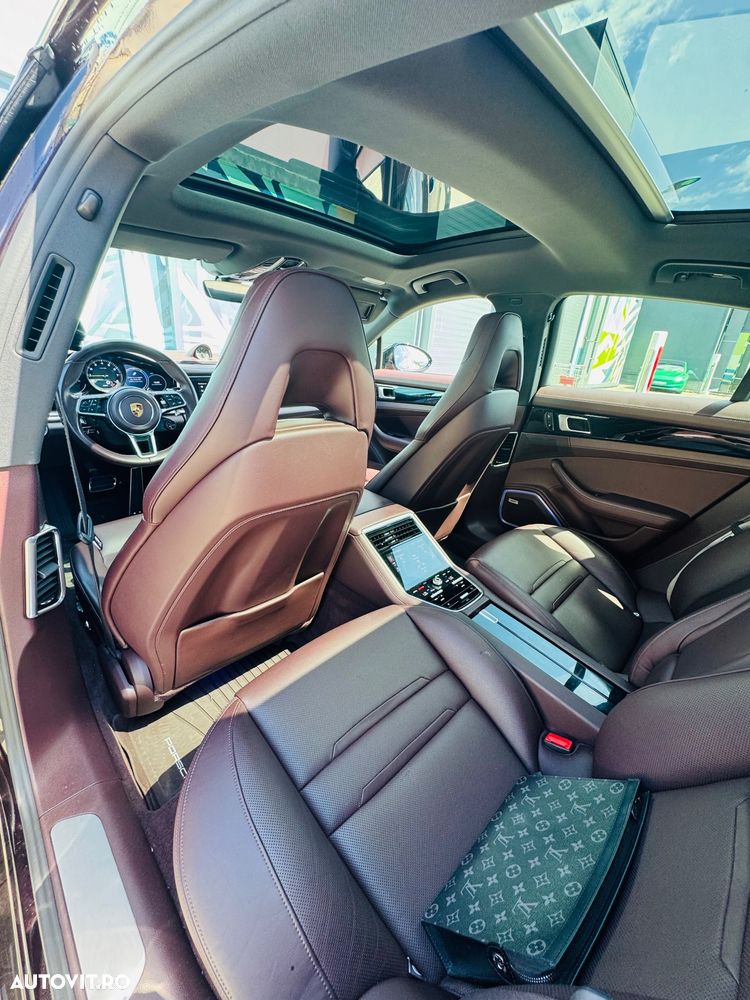 Porsche Panamera - 13