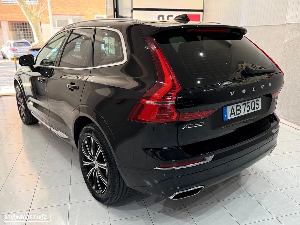 Volvo XC 60 2.0 D4 Inscription AWD Geartronic - 13