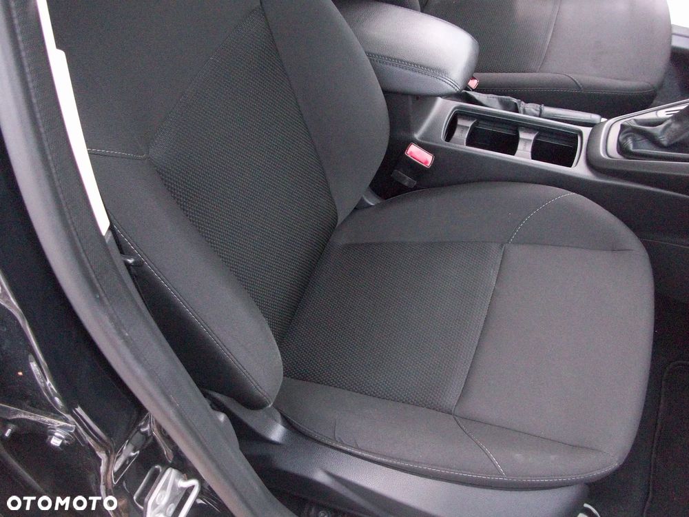 Ford Focus 1.6 TI-VCT Titanium - 12