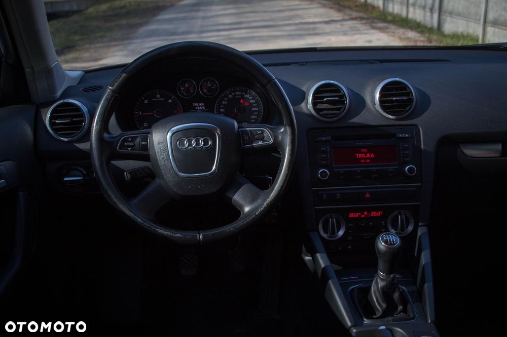 Audi A3 Sportback 2.0 TDI Ambition - 24