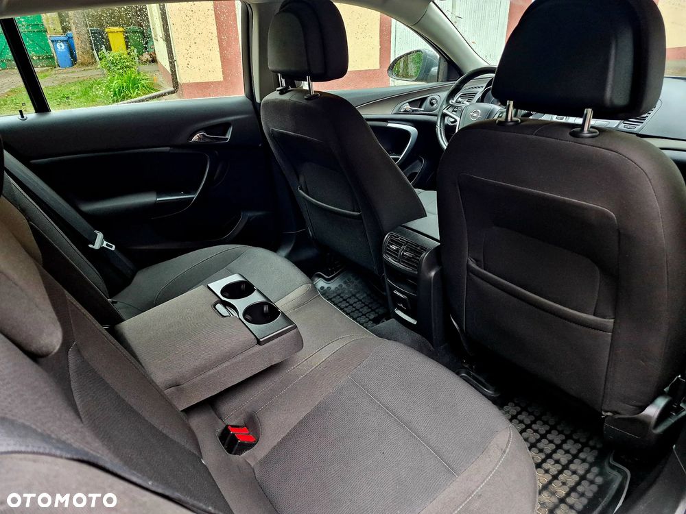 Opel Insignia - 8