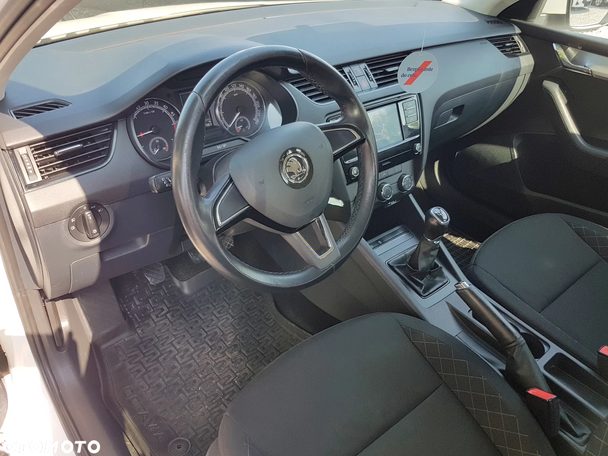 Skoda Octavia 1.6 TDI Active - 9