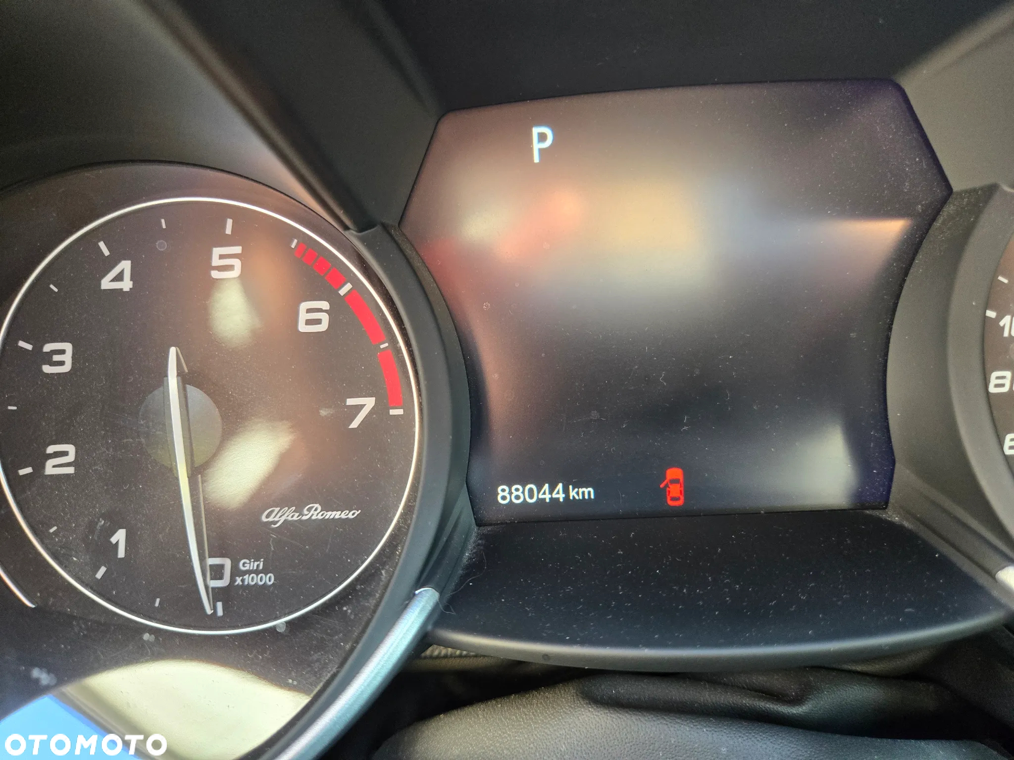 Alfa Romeo Giulia 2.0 Turbo 16V AT8-Q4 Veloce - 16