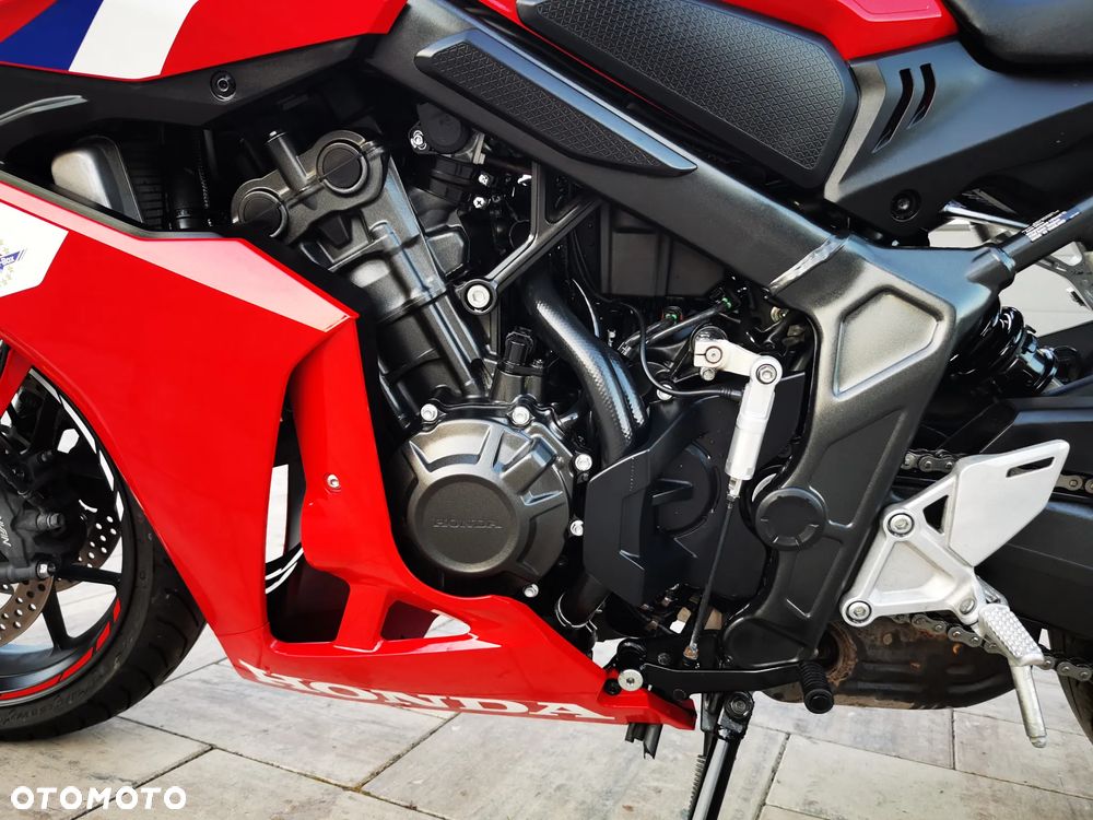 Honda CBR - 9