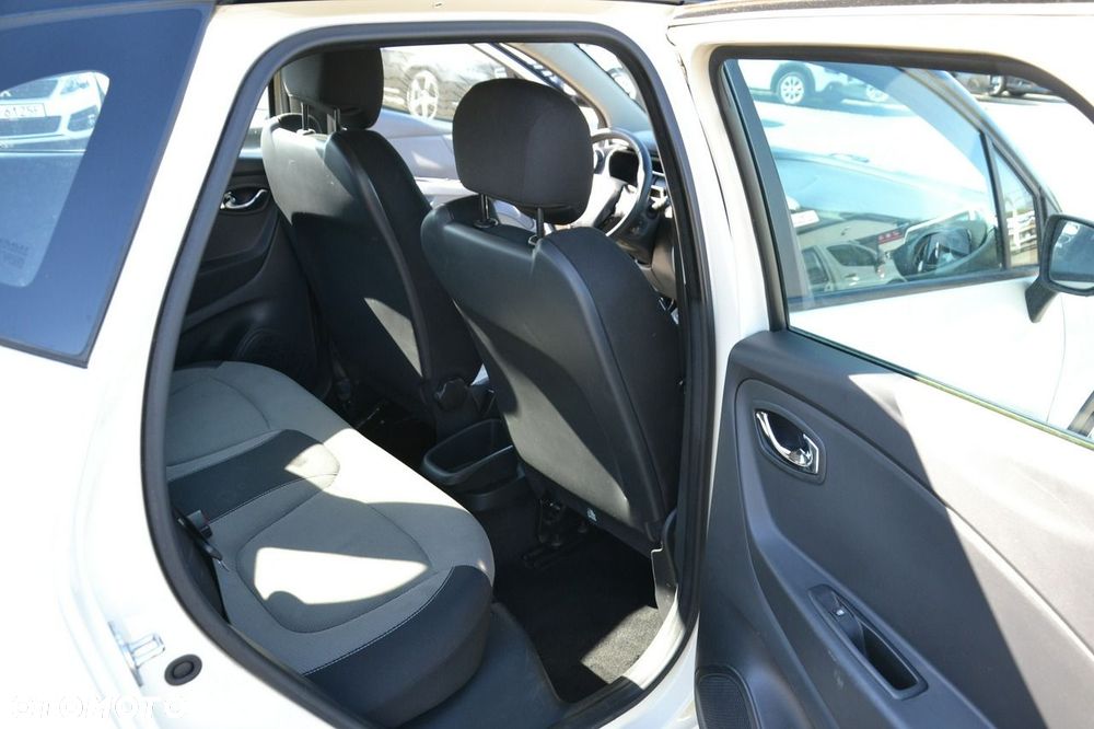 Renault Captur - 19
