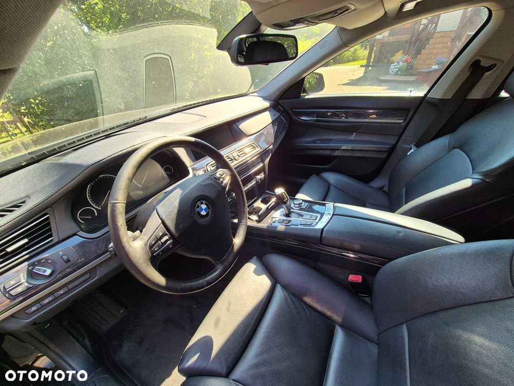 BMW Seria 7 - 4