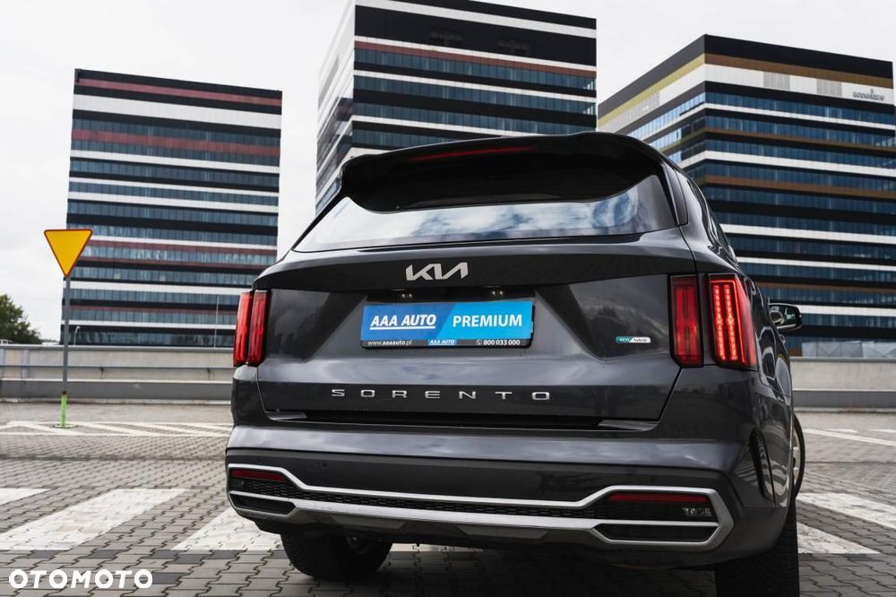 Kia Sorento - 16