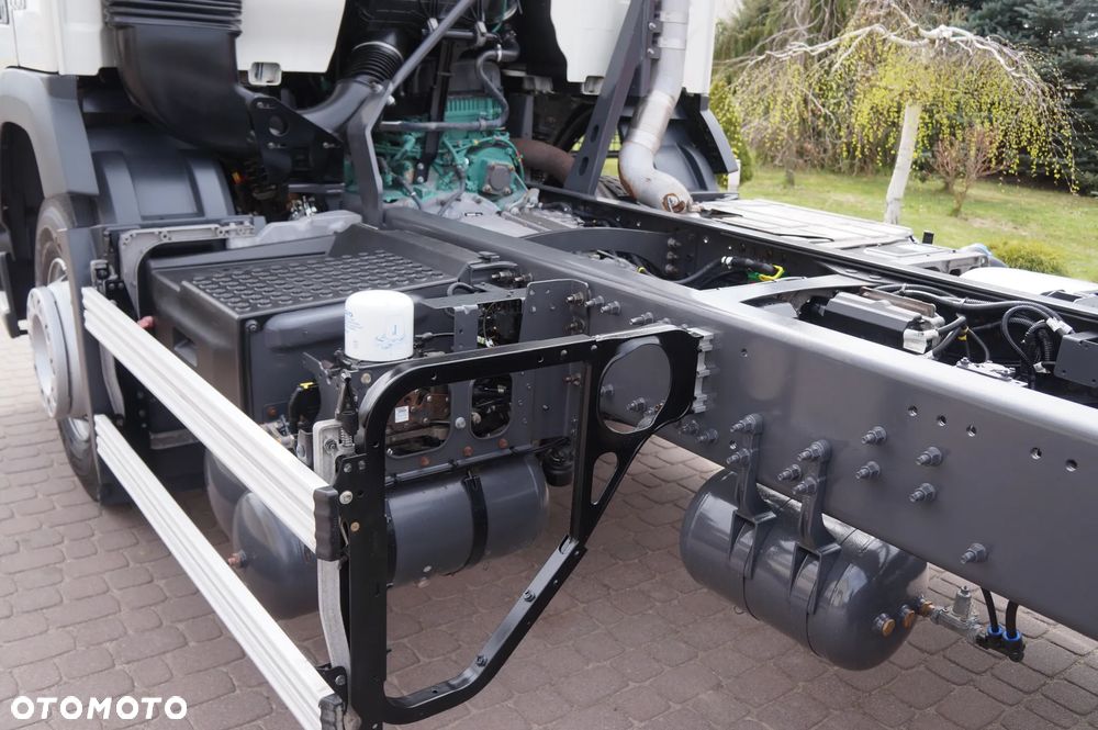 Volvo FMX FM 6X2 EURO 6 RAMA DO ZABUDOWY OŚ SKRĘTNA PODNOSZONA SCANIA - 7