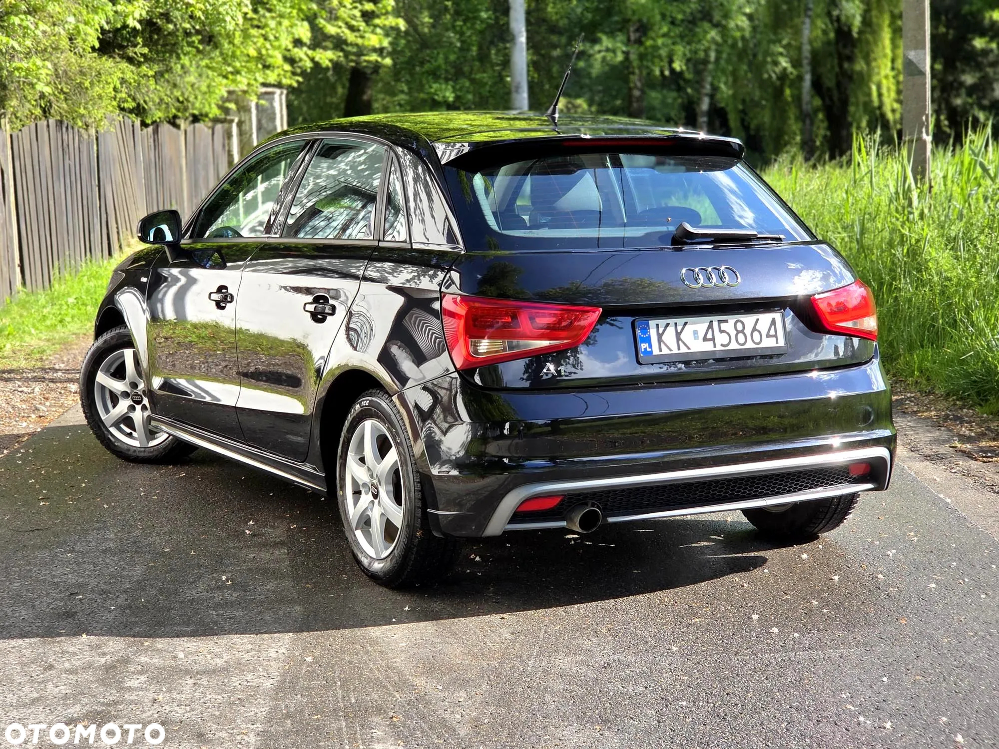 Audi A1 1.6 TDI Sportback S line Sportpaket - 3