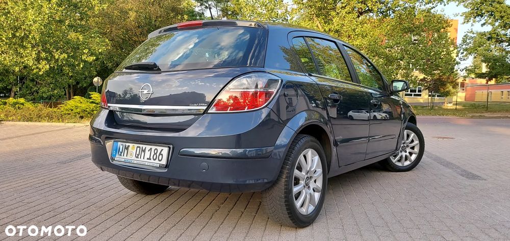 Opel Astra 1.8 Edition - 17
