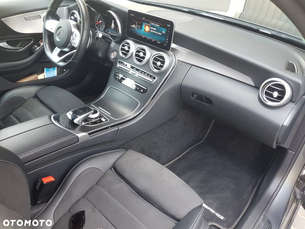 Mercedes-Benz Klasa C 220 d Coupe 4Matic 9G-TRONIC AMG Line - 10