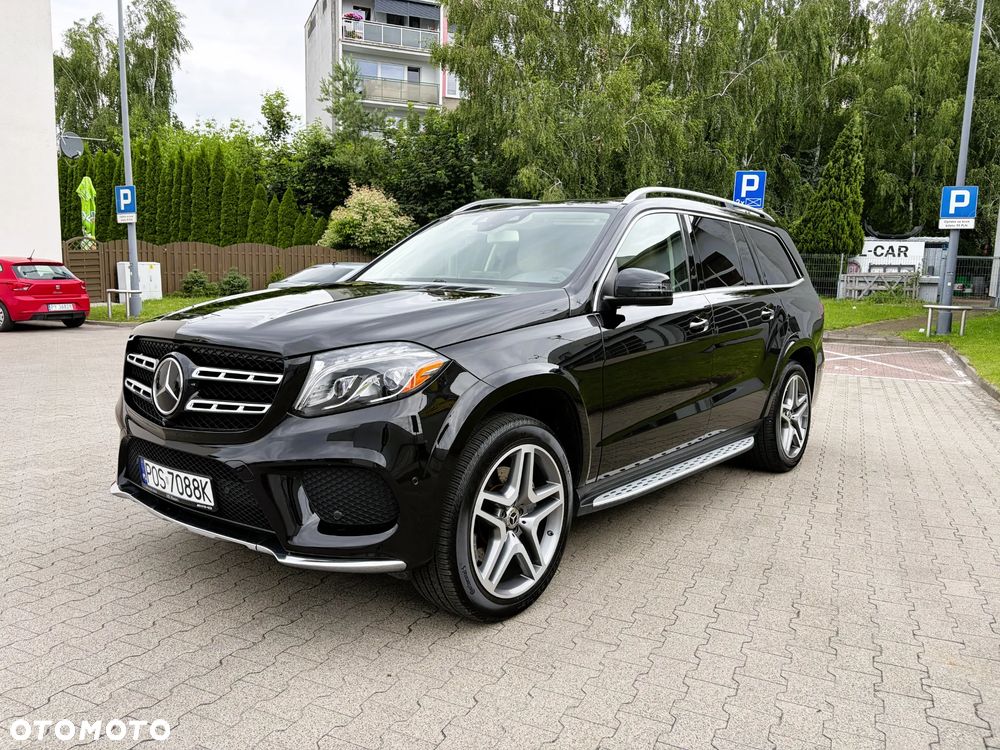 Mercedes-Benz GLS 500 4Matic 9G-TRONIC AMG Line - 1