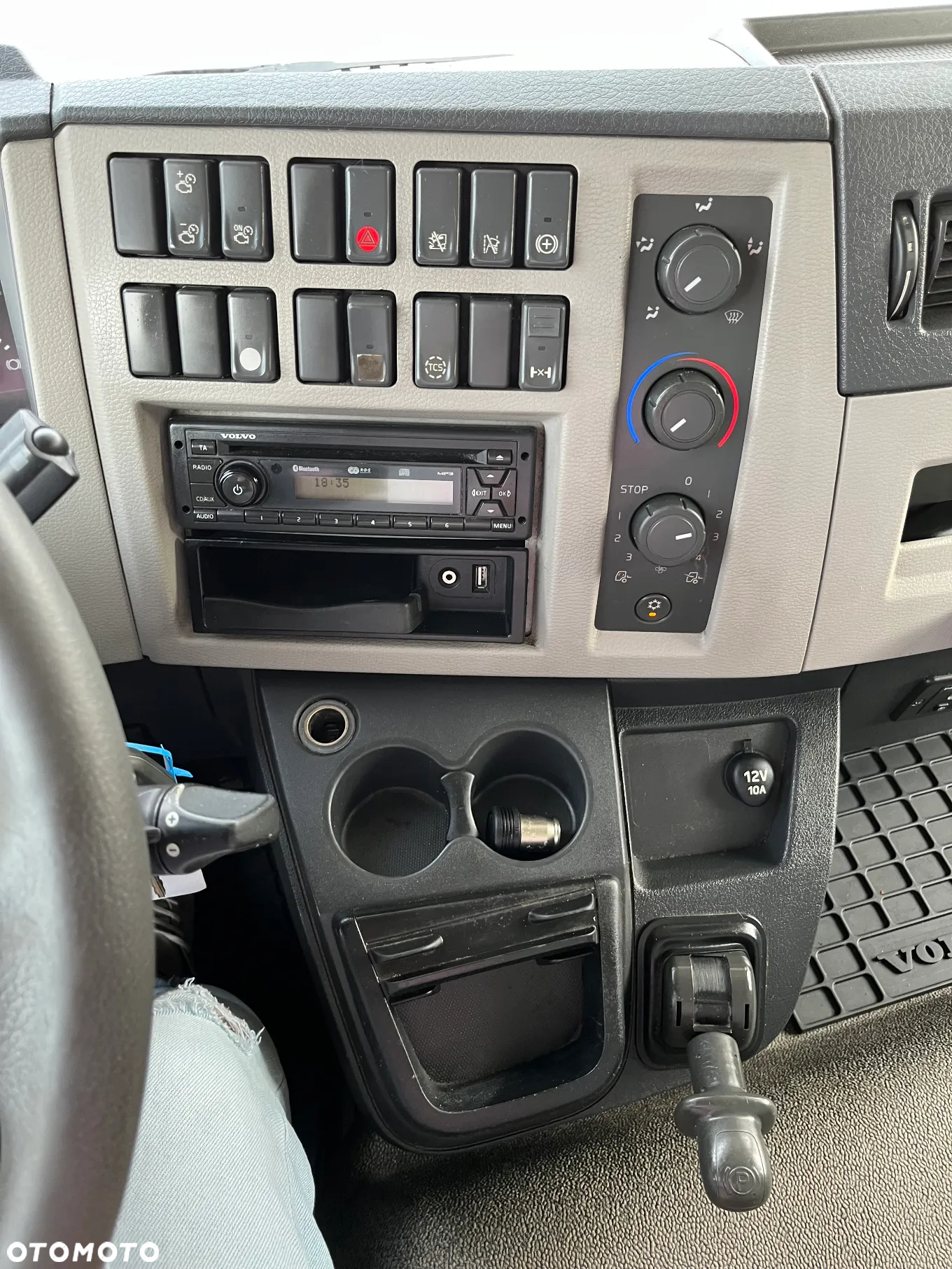 Volvo - 36