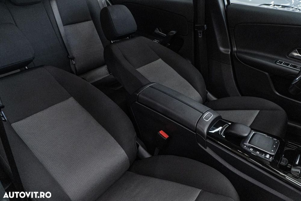 Mercedes-Benz A 180 7G-DCT Advanced Progressive - 39