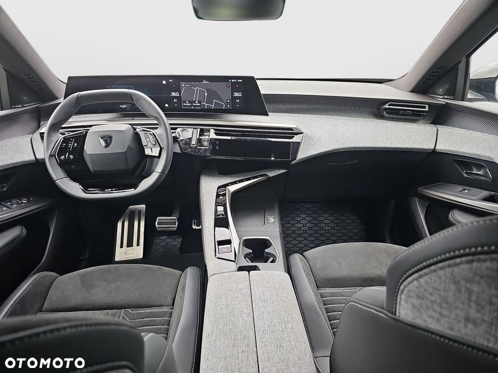 Peugeot 3008 1.2 PureTech mHEV GT S&S e-DCS6 - 23