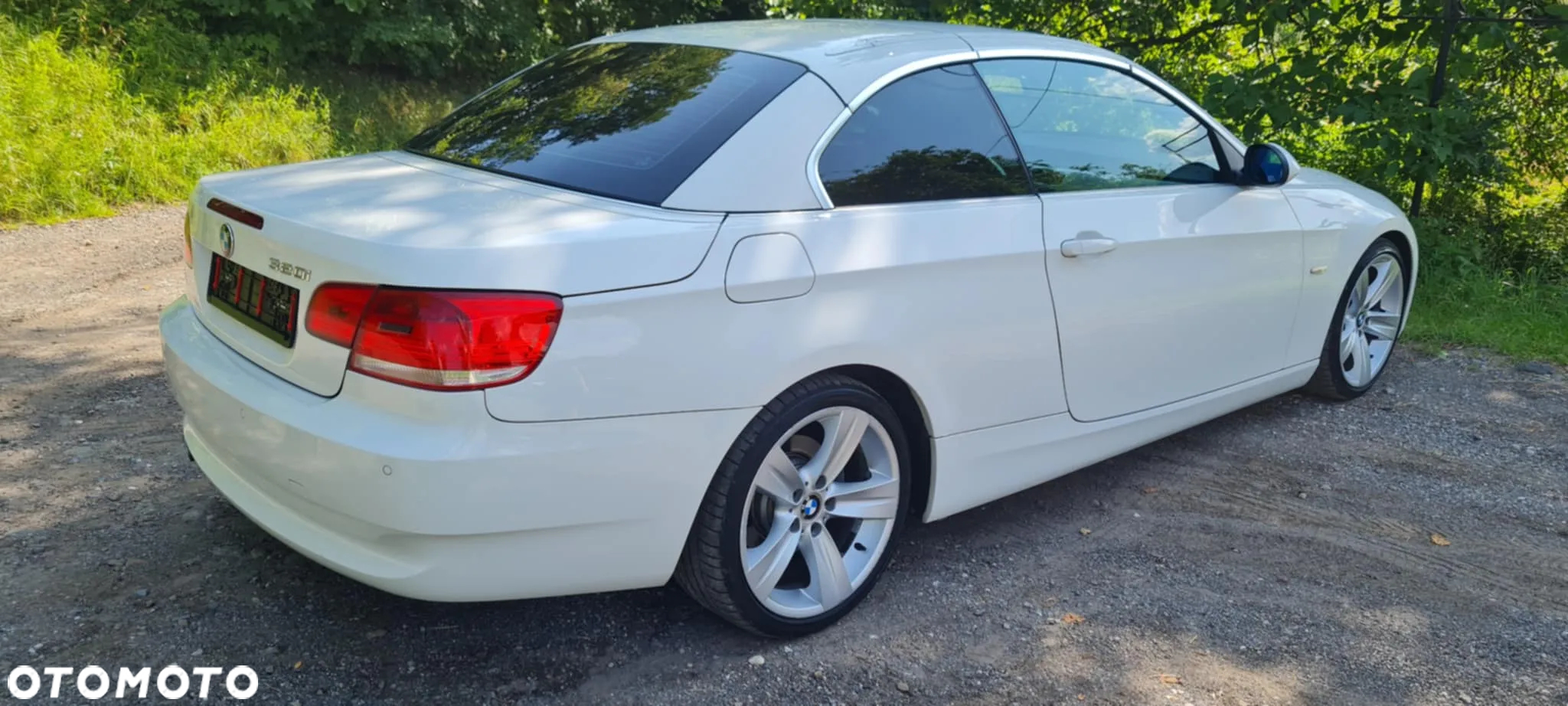 BMW Seria 3 320i Cabrio - 26