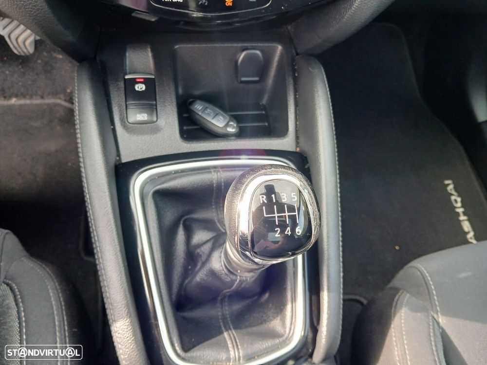 Nissan Qashqai 1.5 dCi N-Connecta - 28