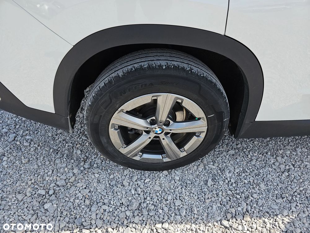 BMW X1 sDrive18i xLine - 21
