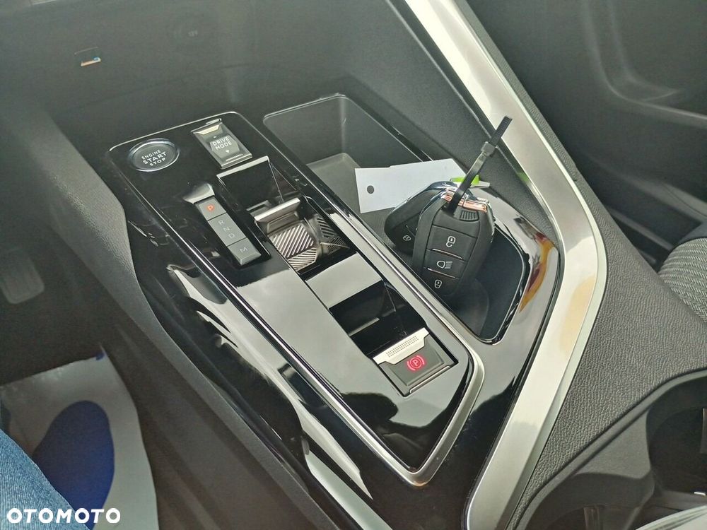 Peugeot 3008 - 23