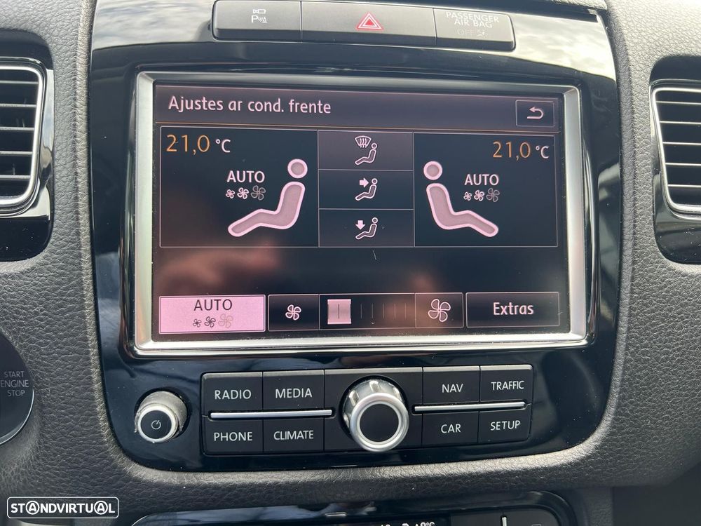 VW Touareg 3.0 TDI V6 Tiptronic - 18