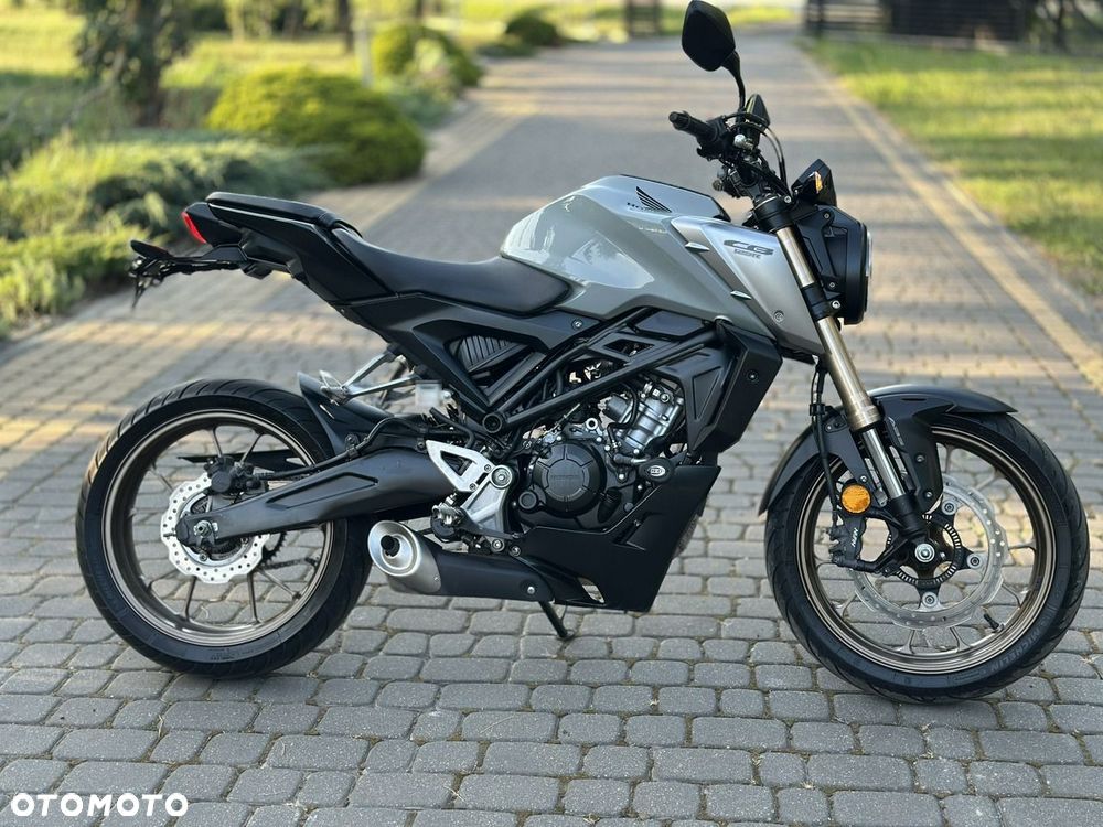 Honda CB - 3