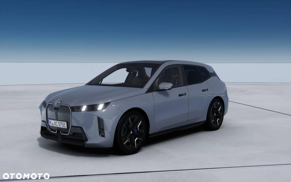 BMW iX xDrive60 111.5kWh - 1