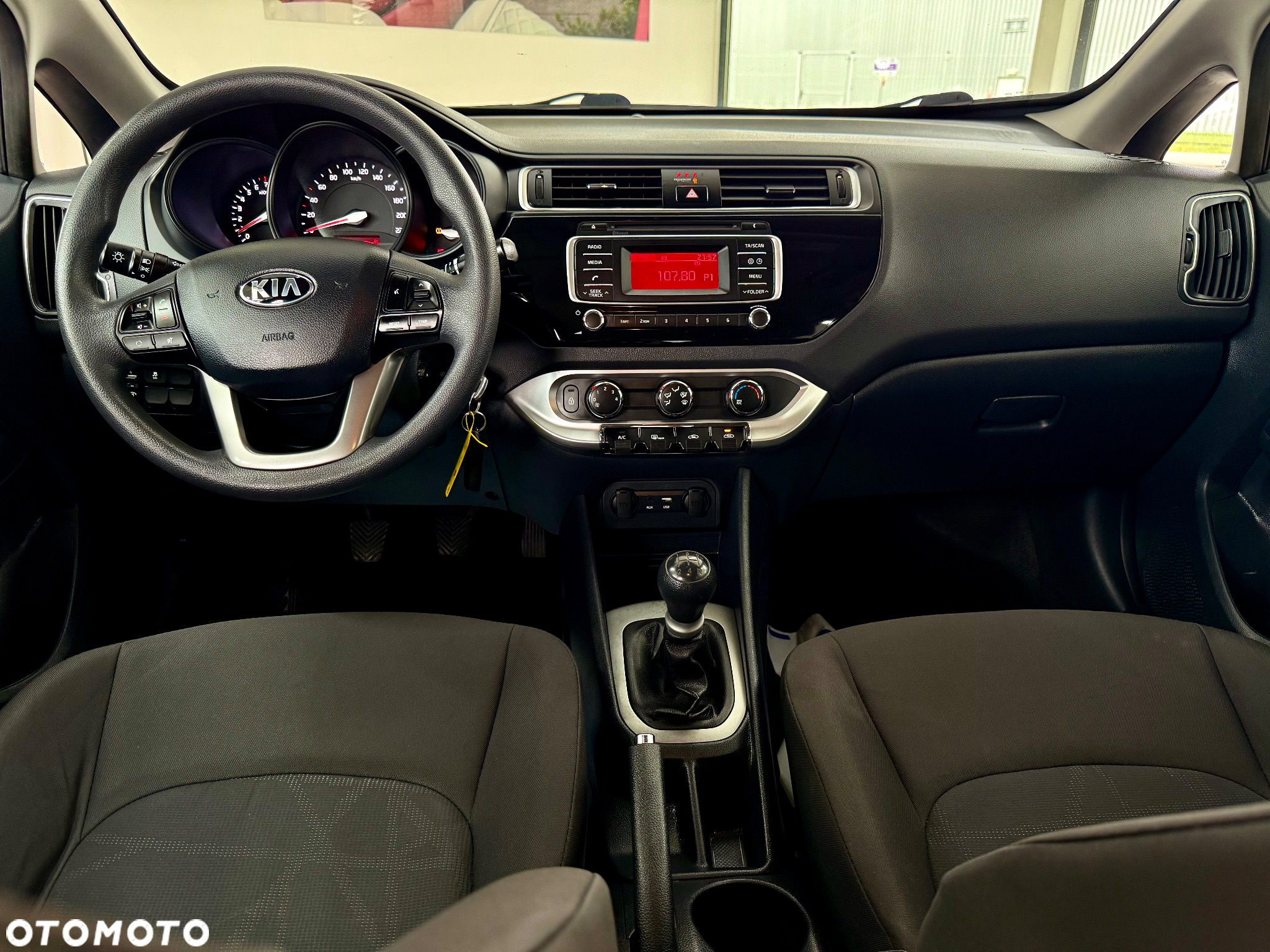 Kia Rio 1.2 Business Line - 8