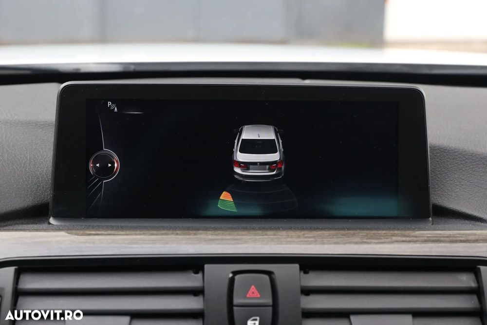 BMW Seria 3 320d Sport-Aut. Efficient Dynamics Edition Luxury Line - 27