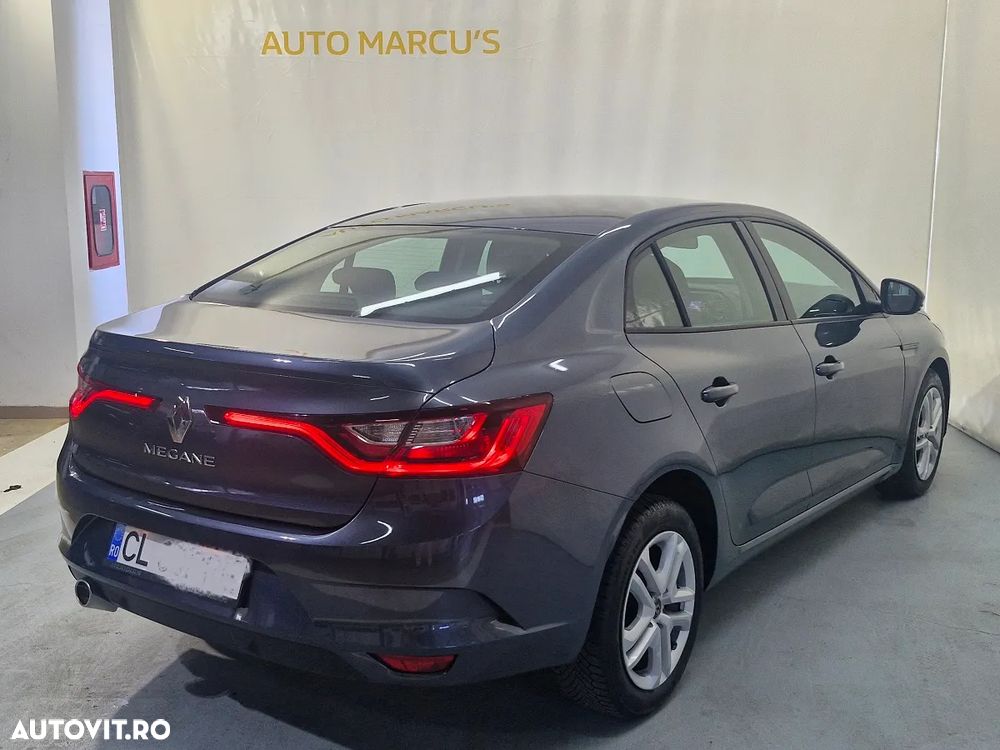 Renault Megane TCe Business - 2