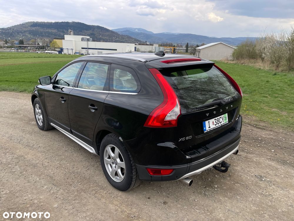 Volvo XC 60 D5 AWD Kinetic - 5