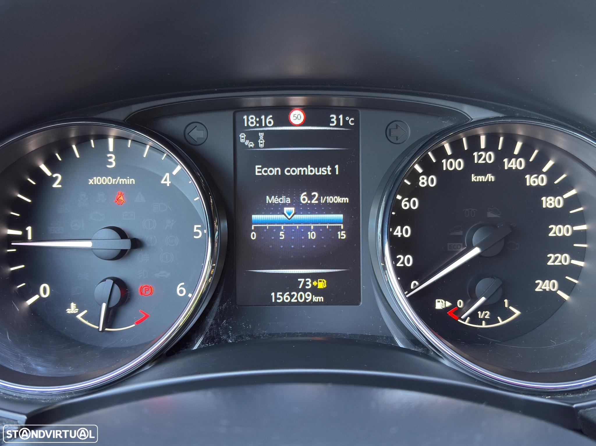 Nissan Qashqai 1.6 dCi 360 - 7
