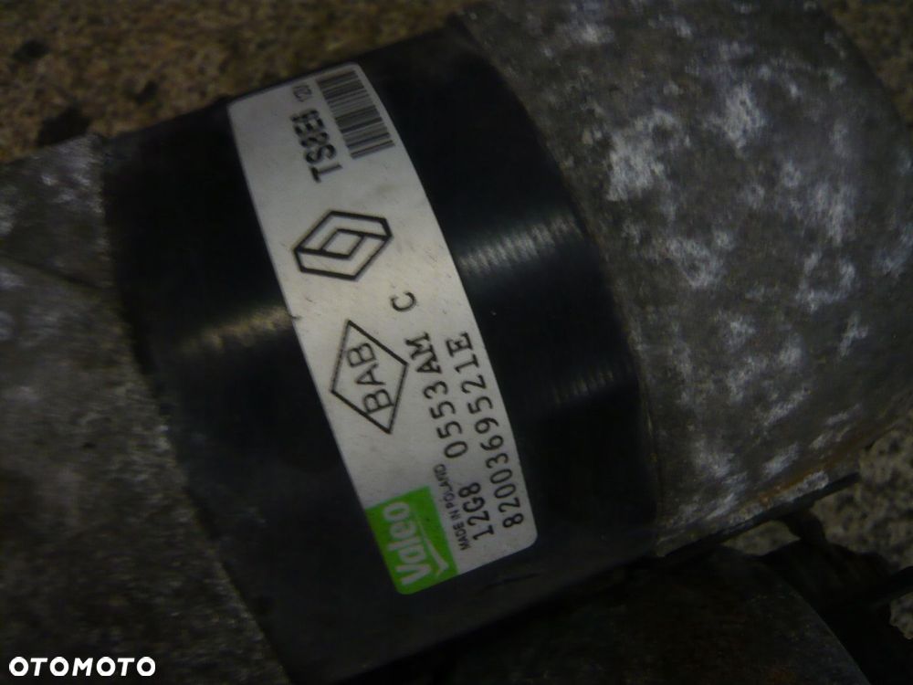 Rozrusznik 8200369521E Renault Clio III - 2