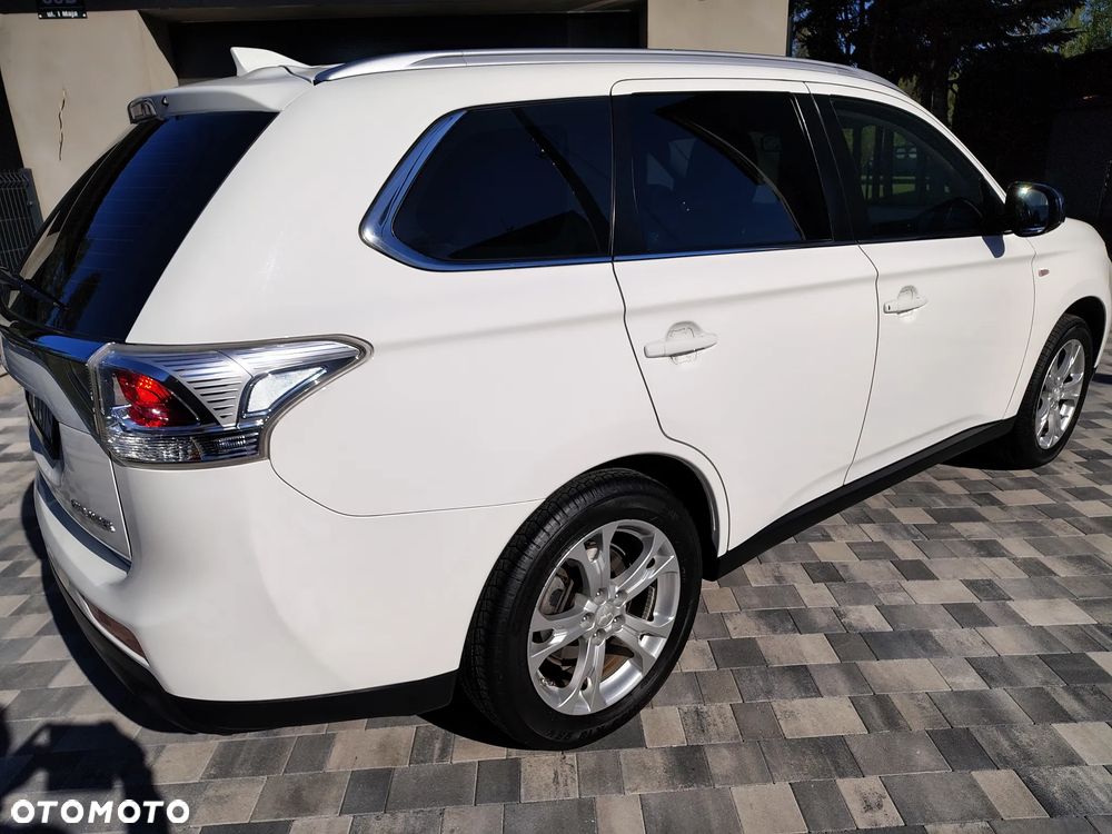Mitsubishi Outlander 2.0 Intense 2WD - 6