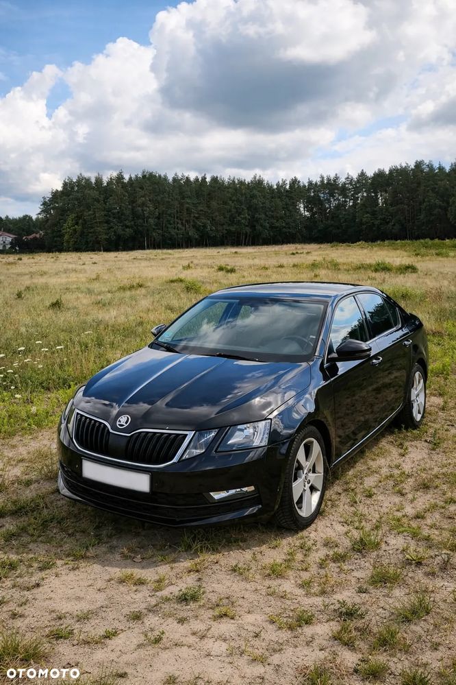 Skoda Octavia 1.6 TDI Ambition DSG - 1