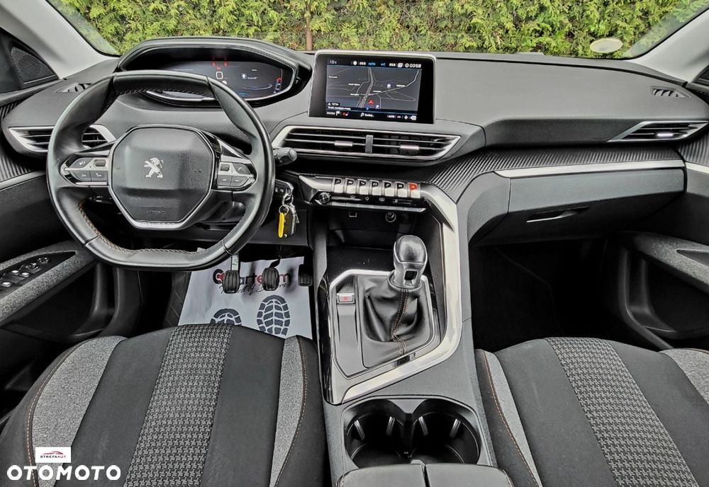 Peugeot 5008 - 27