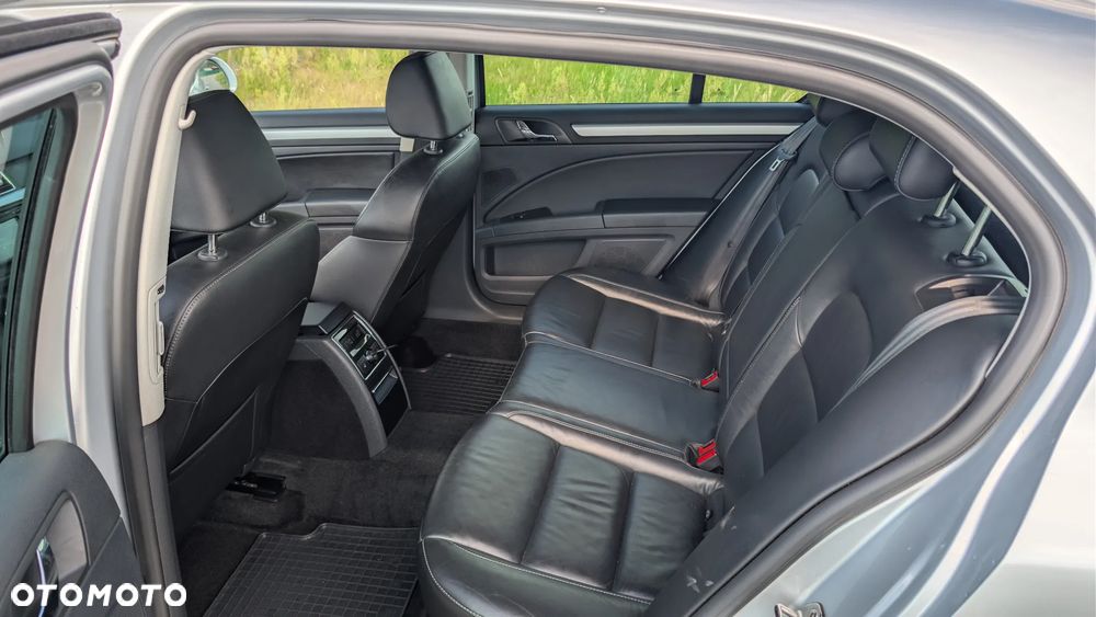 Skoda Superb 2.0 TDI Elegance Outdoor - 10