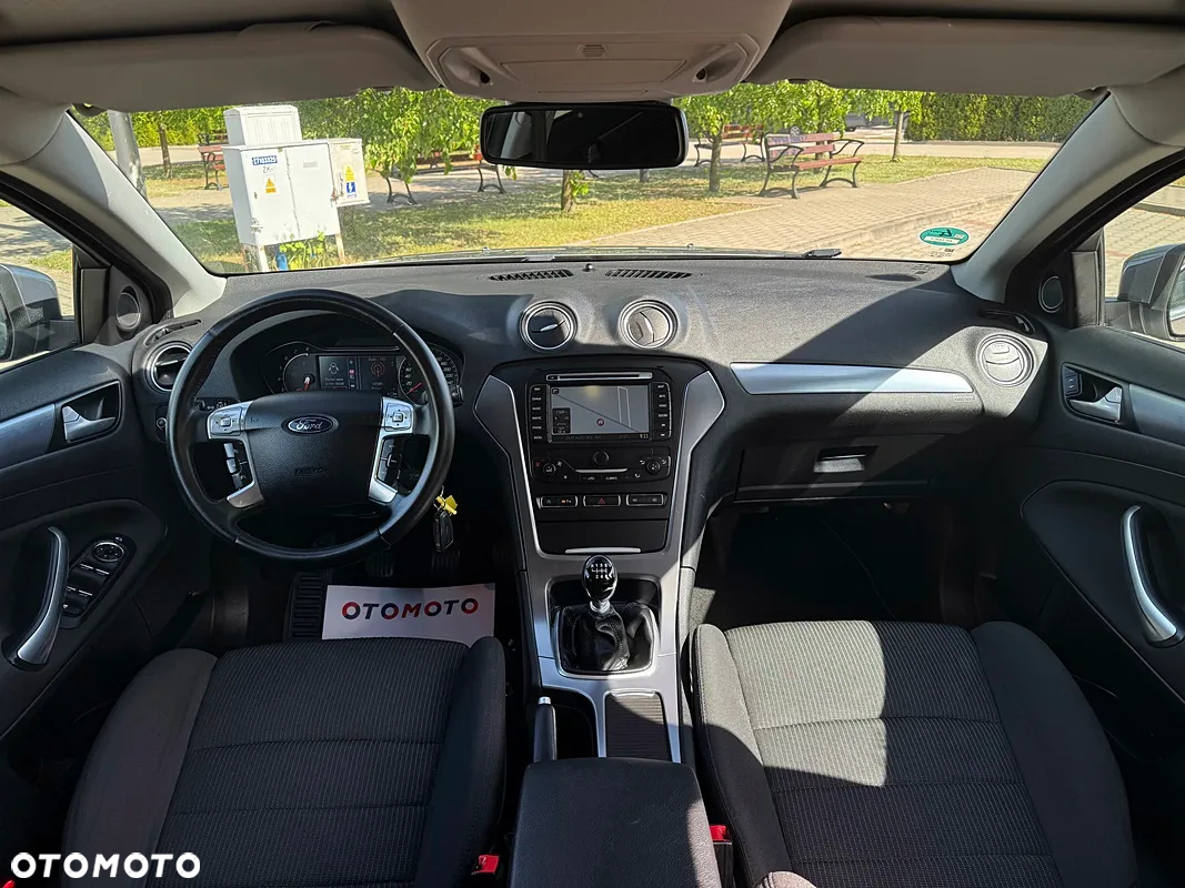 Ford Mondeo 1.6 T Platinium X Plus (Titanium) - 29