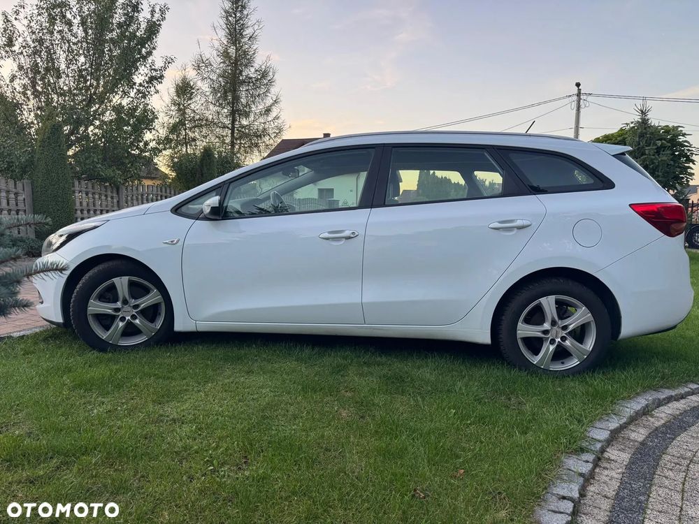 Kia Ceed - 5