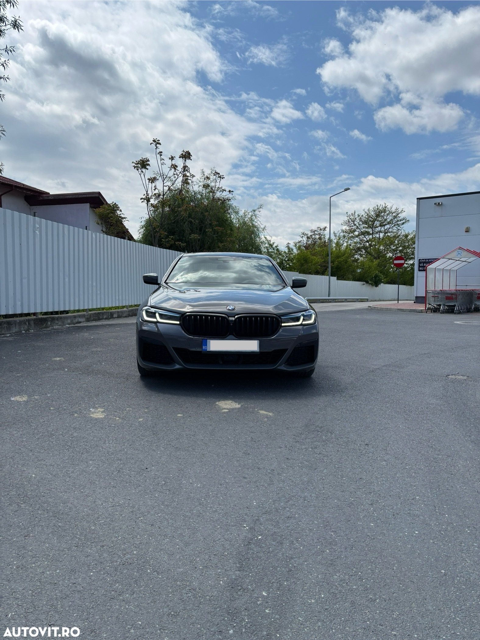 BMW Seria 5 530d xDrive AT MHEV - 2