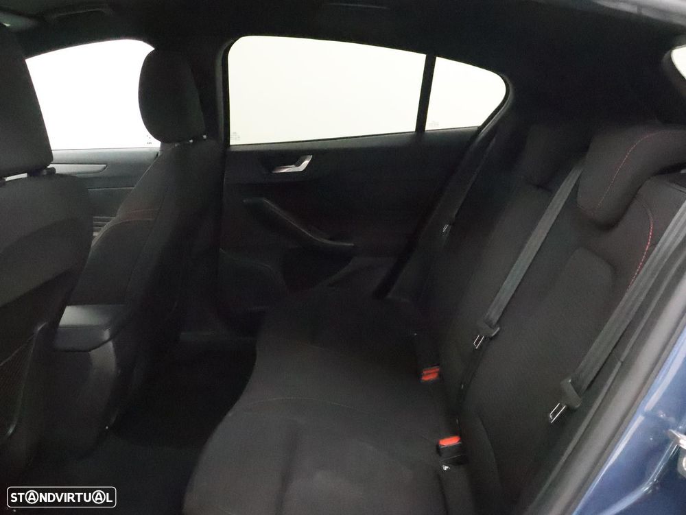 Ford Focus 1.0 EcoBoost MHEV ST-Line - 5