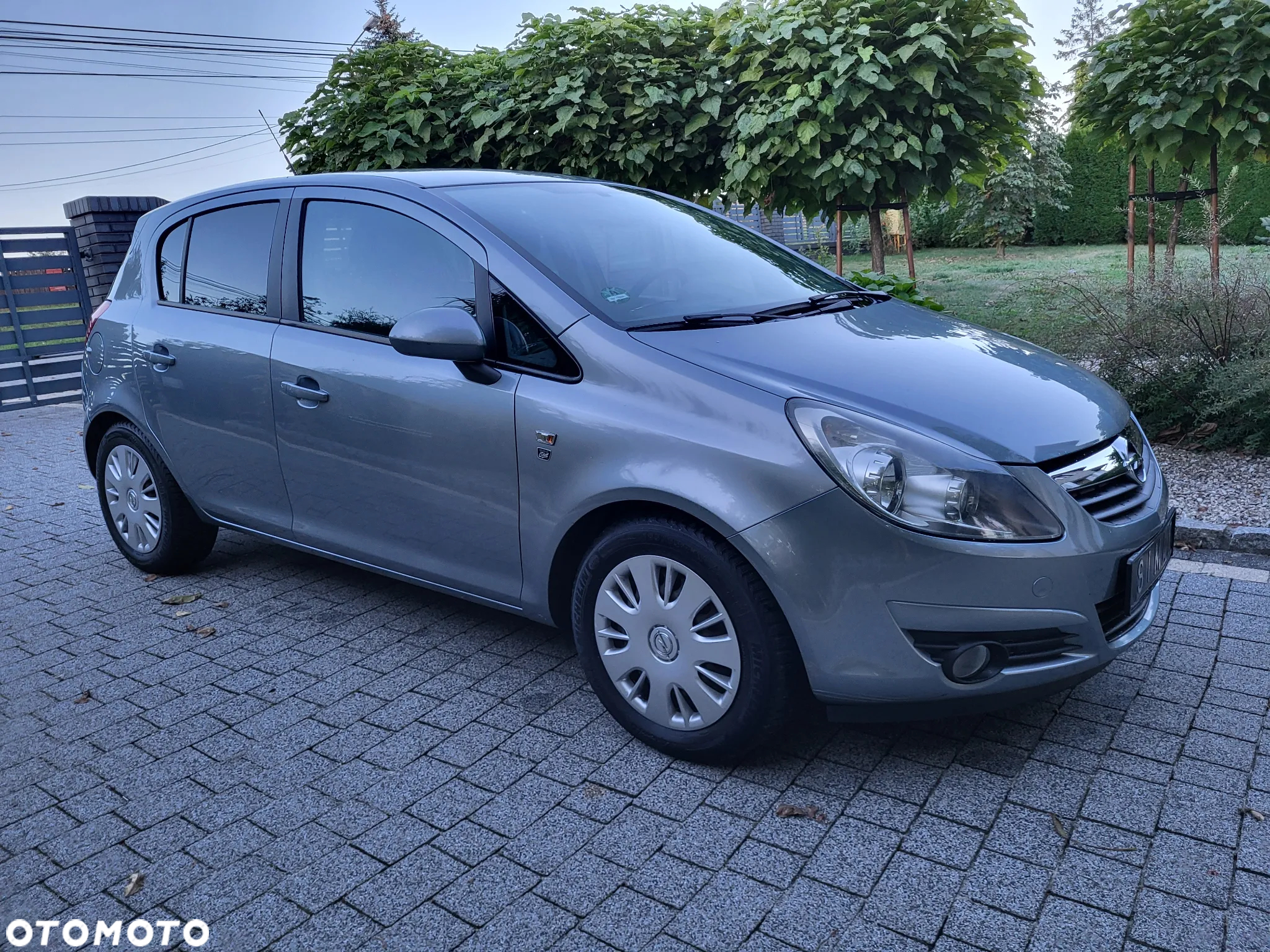 Opel Corsa 1.4 16V Enjoy - 8