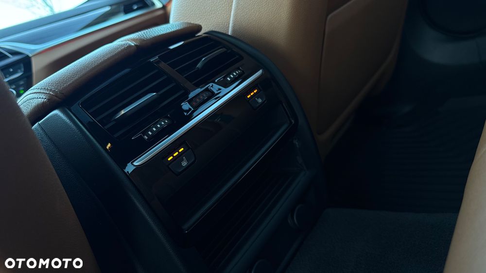 BMW Seria 5 540i xDrive M Sport sport - 25