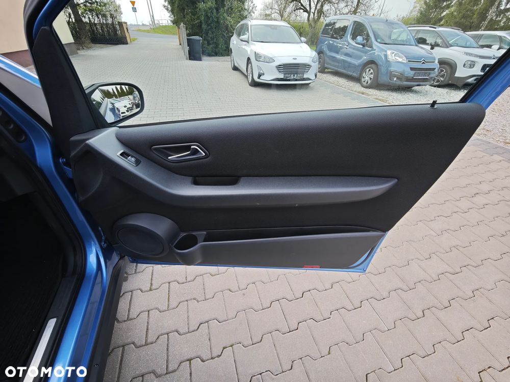 Mercedes-Benz Klasa A 150 Classic Edition 10 - 19