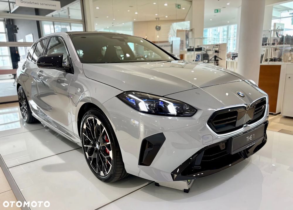 BMW Seria 1 M135 xDrive - 1