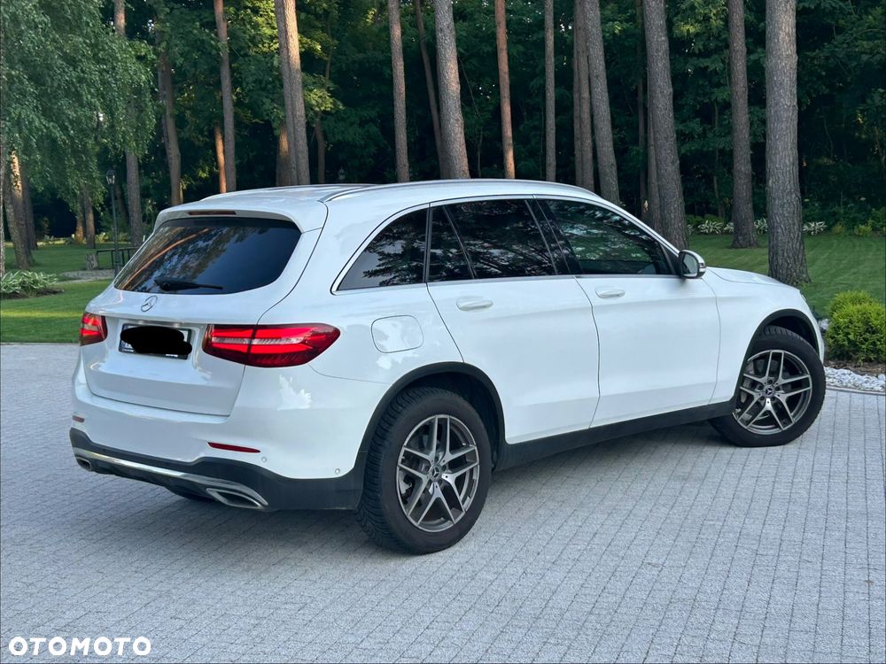 Mercedes-Benz GLC - 7