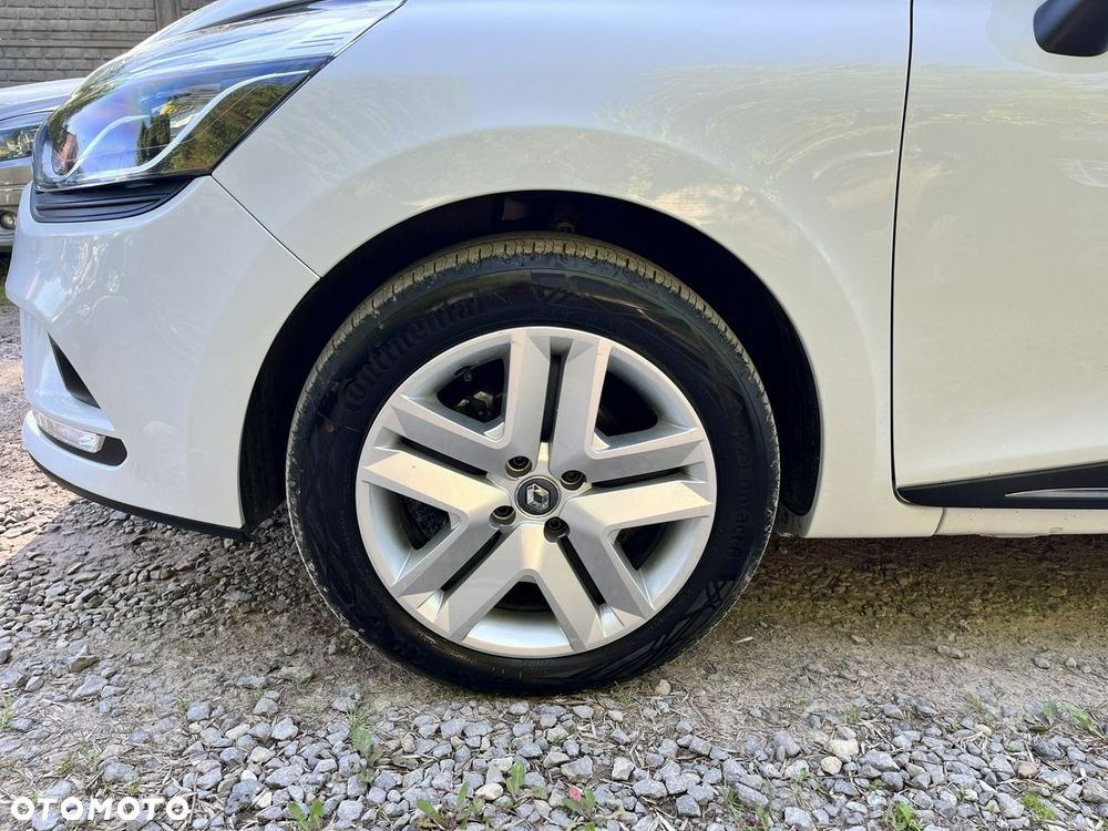 Renault Clio - 12