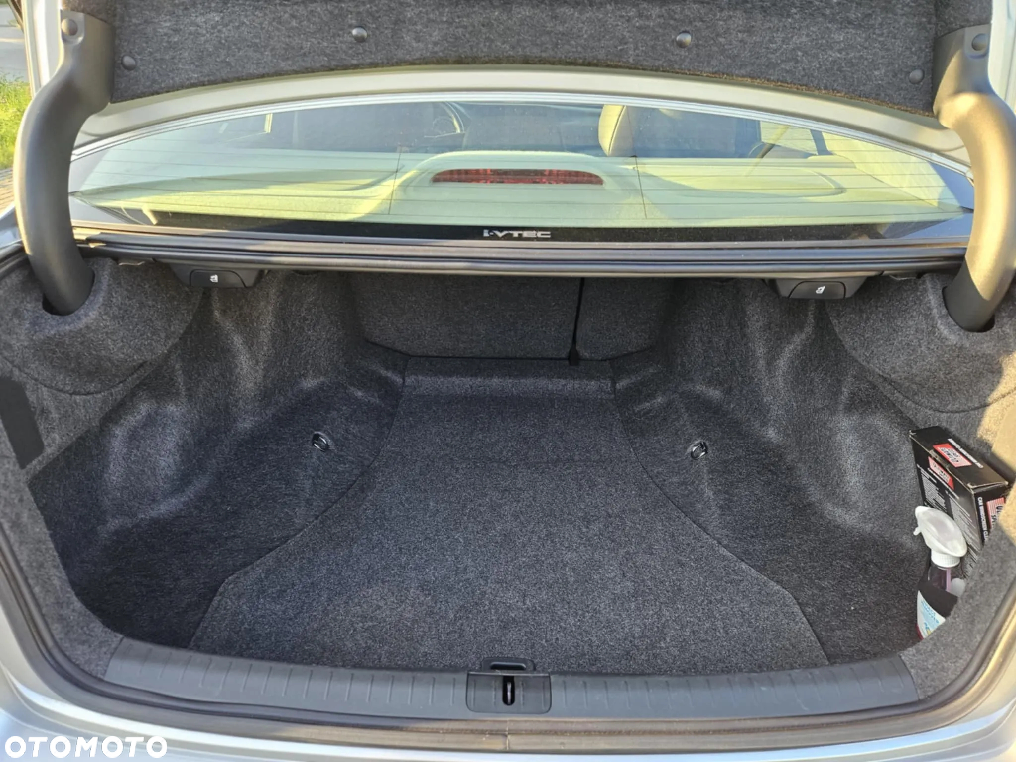 Honda Accord 2.0 Executive - 18