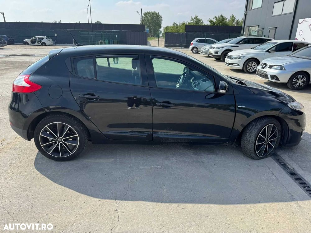 Dezmembram Renault Megane 3 2012 hatchback 1,5 Cod motor K9K - 3